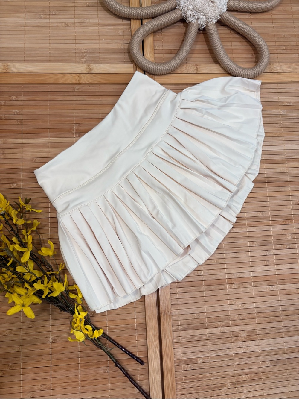 Goldhinge Pleated Tennis Skirt Ivory White Size S